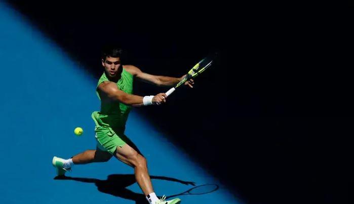 Alcaraz beats Zverev to reach Australian Open final