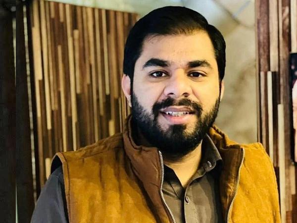 بسنت کے دوران چھت سے گر کر جاں بحق ہونے والے صحافی زین ملک کی نماز جنازہ ادا