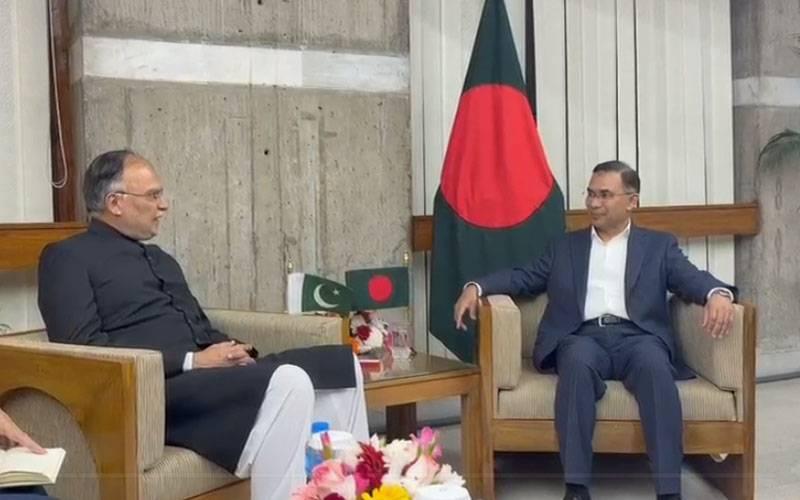  احسن اقبال کی نو منتخب وزیر اعظم طارق رحمان سے ملاقات، دوطرفہ تعلقات کو مضبوط بنانے کاعزم کااعادہ