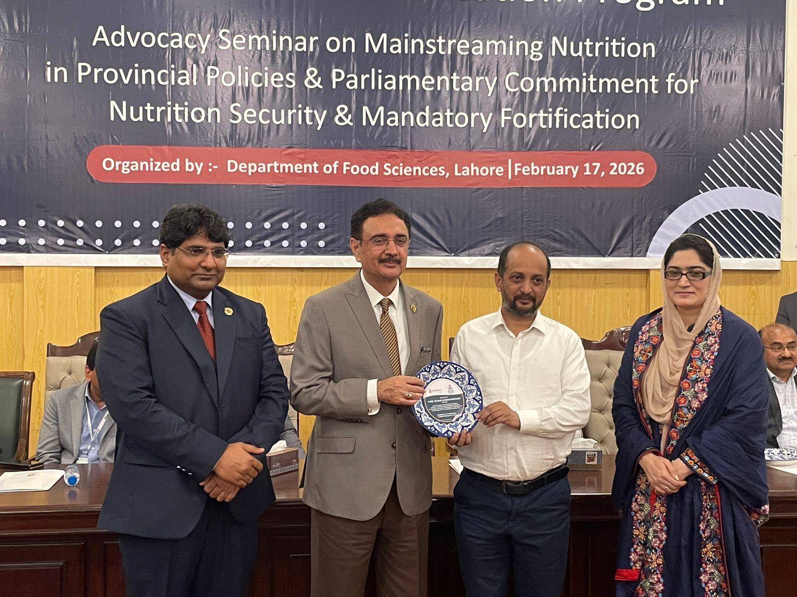 پنجاب کی  25 فیصد  نوجوان لڑکیوں میں وٹامن اے جبکہ 80 فی صد وٹامن ڈی کی کمی کا شکار ہیں ، کینیڈین تنظیم