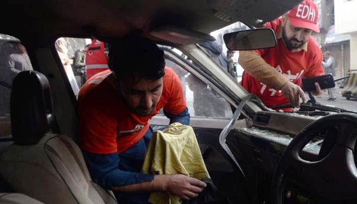 کرک میں ایف سی قلعے پرڈرون حملے میں 5 اہلکار زخمی، ایمبولینس پر فائرنگ سے 3 اہلکار شہید