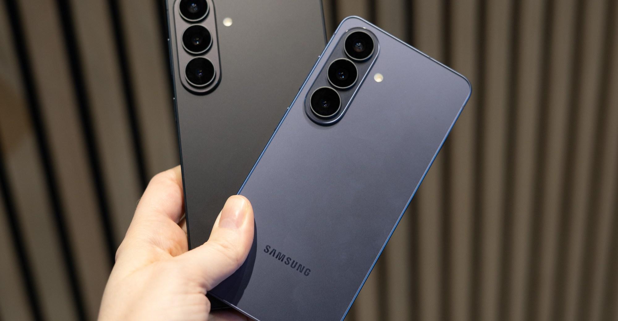 The Galaxy S26 and S26 Plus are more of the same for more money