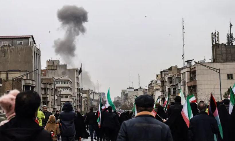 Deadly blast rocks Iran as leaders rally in show of defiance