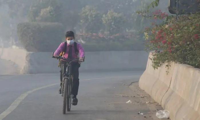 Pakistan ranked most polluted country in 2025, data shows