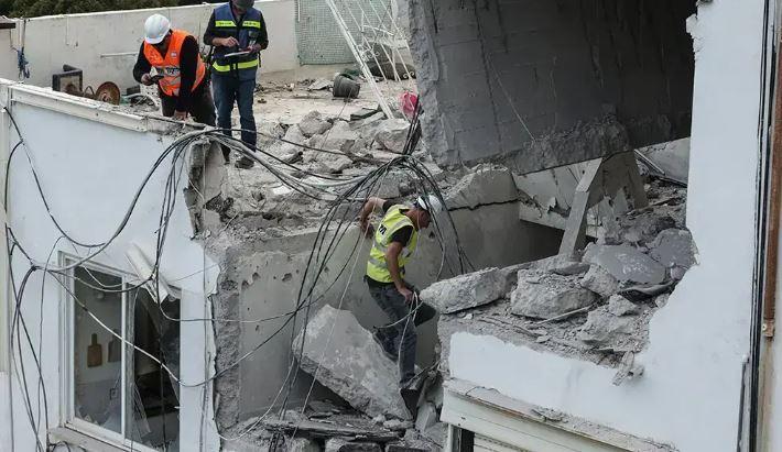 Strikes outside Tehran kill 18 people: Iranian media