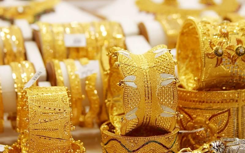 ایک روز کے اضافے کے بعد سونا ہزاروں روپے سستا، فی تولہ کتنے کا ہو گیا؟