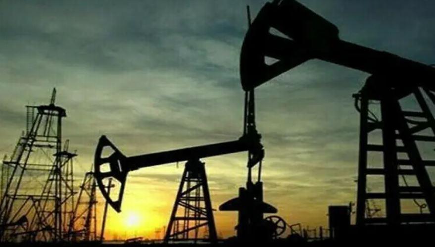 Oil jumps more than 7pc to above $102 ahead of US blockade on Iran