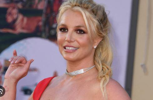 Britney Spears enters rehab after arrest on suspicion of driving under the influence