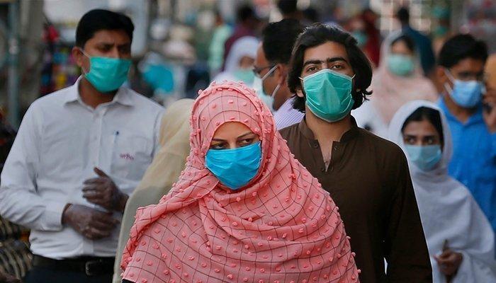 As fourth wave continues, Pakistan reports over 4,000 Covid infections