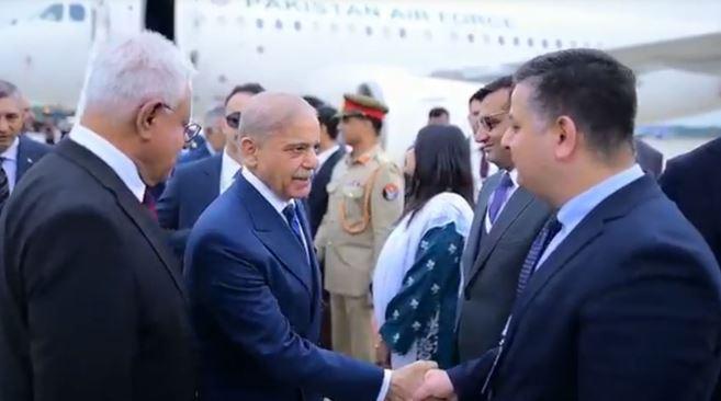 PM Shehbaz arrives in Antalya on visit to Turkiye