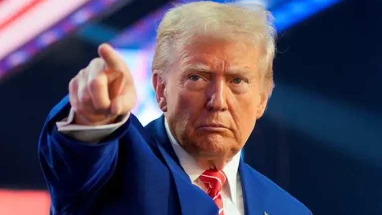 ٹرمپ کا آبنائے ہرمز میں کارروائیاں تیز کرنے اور ایرانی کشتیوں کو تباہ کرنے کا حکم