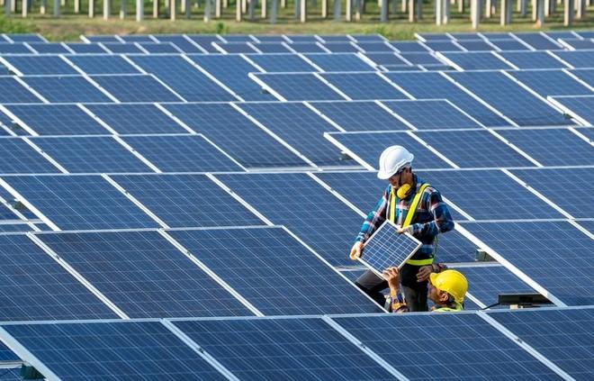 شہریوں کیلئے اچھی خبر،نیپرا نے سولر صارفین کو بڑا ریلیف دینے کا اعلان کردیا