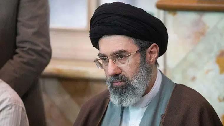 خلیج فارس میں نئے باب کا آغاز، آبی راستوں پر دشمن کی رکاوٹوں کا خاتمہ کیا جائے گا،سپریم لیڈر