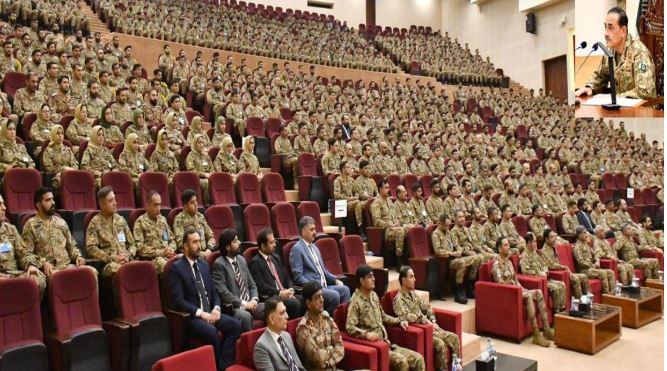 مسلح افواج ہر قسم کی دہشت گردی کے مکمل خاتمے کیلئے پرعزم ہیں،فیلڈمارشل