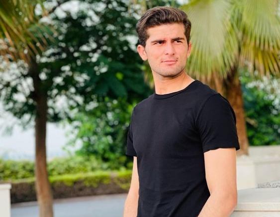 شاہین آفریدی کیلئے 'ویلنٹائن ڈے' پر تحفہ، کرکٹر نے ویڈیو شیئر کردی