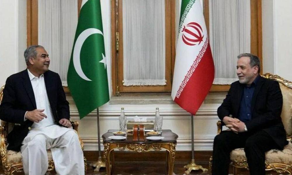 محسن نقوی کی عباس عراقچی سےدوسری مرتبہ ملاقات، جنگ کے خاتمے کیلئے مسودے پر تبادلہ خیال