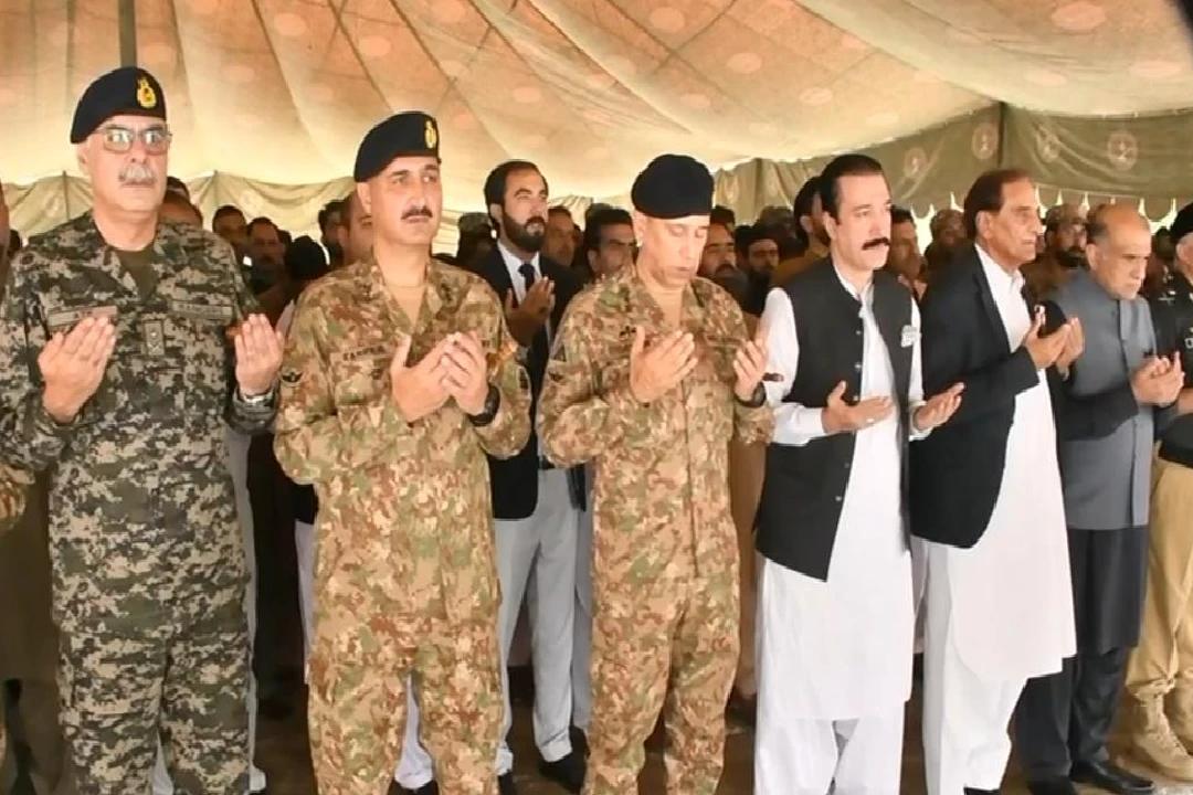 مظفرآباد ہیلی کاپٹر حادثہ کے شہداء کی نمازِ جنازہ ادا، جسدِ خاکی آبائی علاقوں کو روانہ