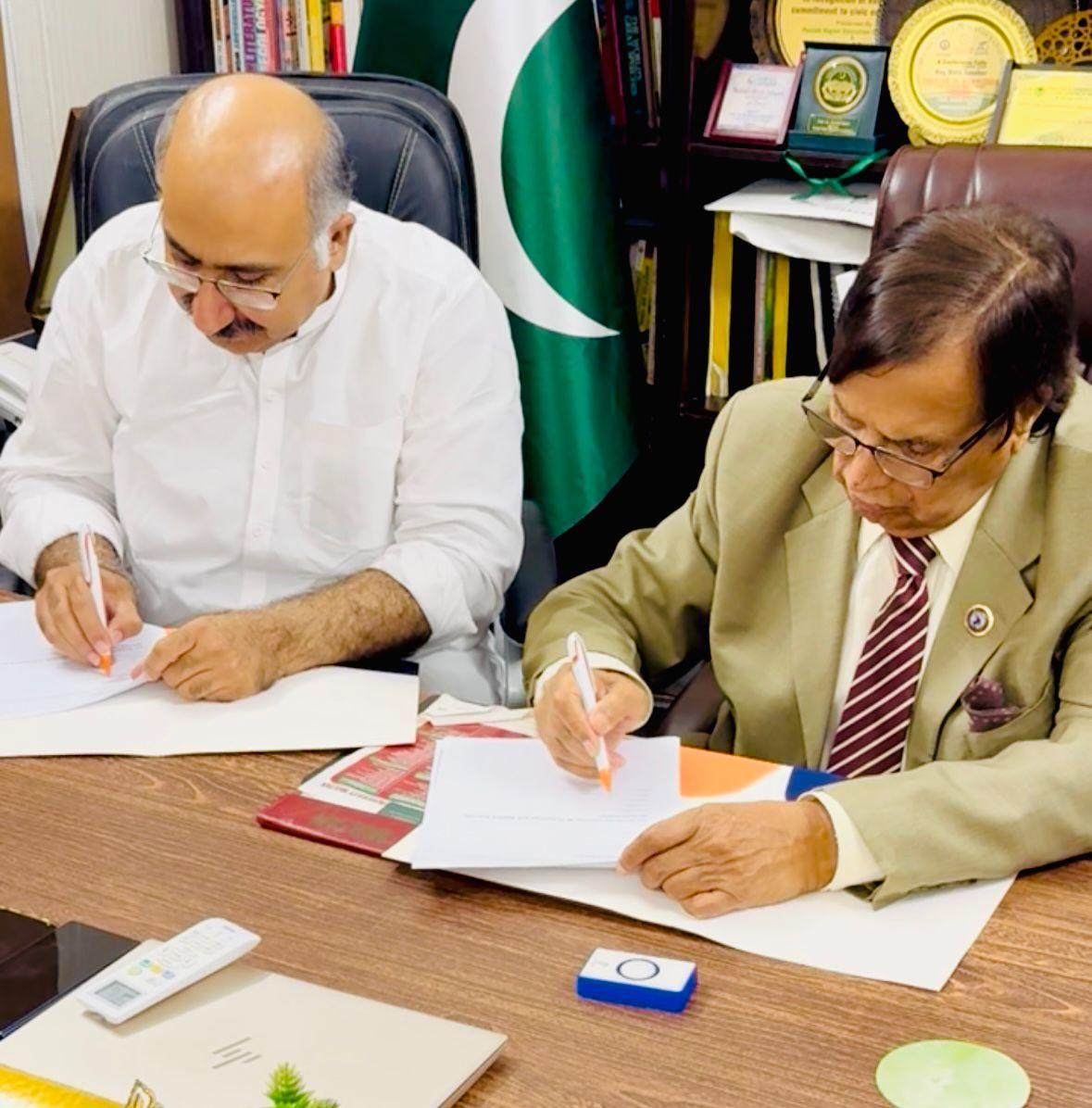 تعبیر فاؤنڈیشن اور کِتاس کالج کے درمیان مستحق اور ذہین طلبہ کے لیے تعلیمی وظائف کی فراہمی کا معاہدہ
