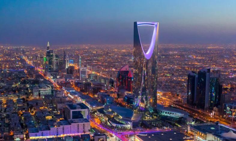 بڑی خوشخبری: پاکستان سمیت سات ممالک کے شہریوں کیلئے نیا سعودی ویزا متعارف