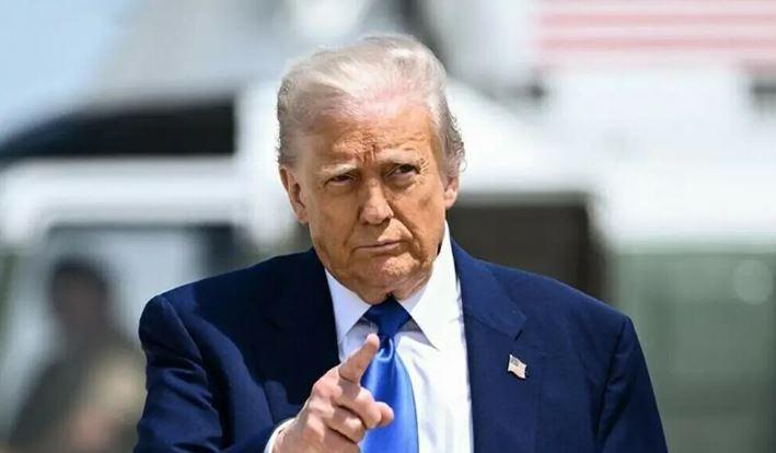 Trump says US should control Strait of Hormuz and get paid for it