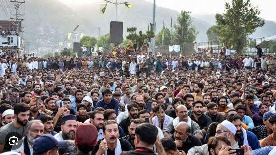 حکومت اور کالعدم ایکشن کمیٹی کے مذاکرات کامیاب، مظفر آباد کی طرف مارچ مؤخر