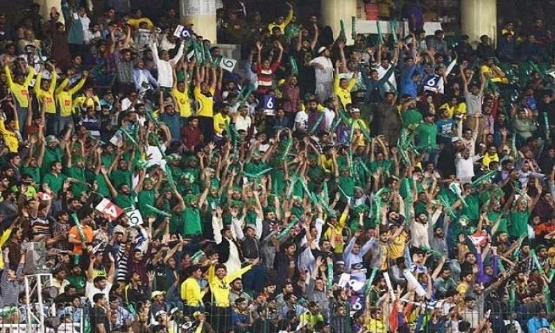 پی ایس ایل:آج سے 100 فیصد شائقین کرکٹ اسٹیڈیم میں میچ دیکھیں گے