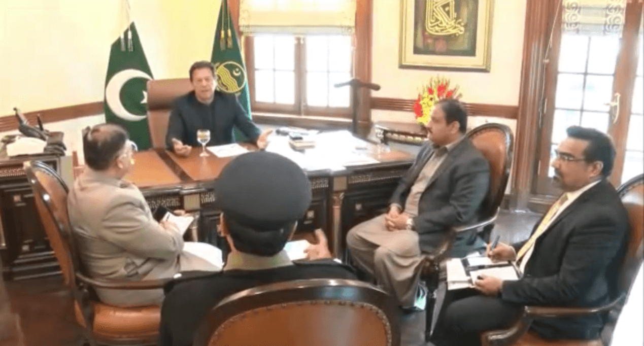 وزیر اعظم سے عثمان بزدار کی ملاقات، مختلف امور پر تبادلہ خیال