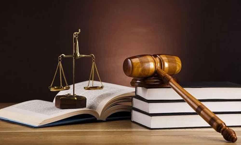 سینئرجج جبری ریٹائر
