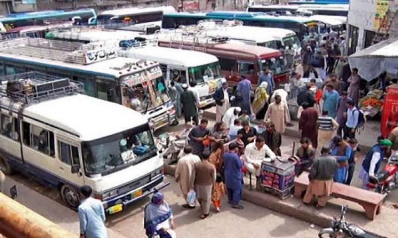 پیٹرولیم مصنوعات کی قیمتوں میں اضافہ ،  پبلک ٹرانسپورٹ میں کرایوں کا بم گرا دیا گیا