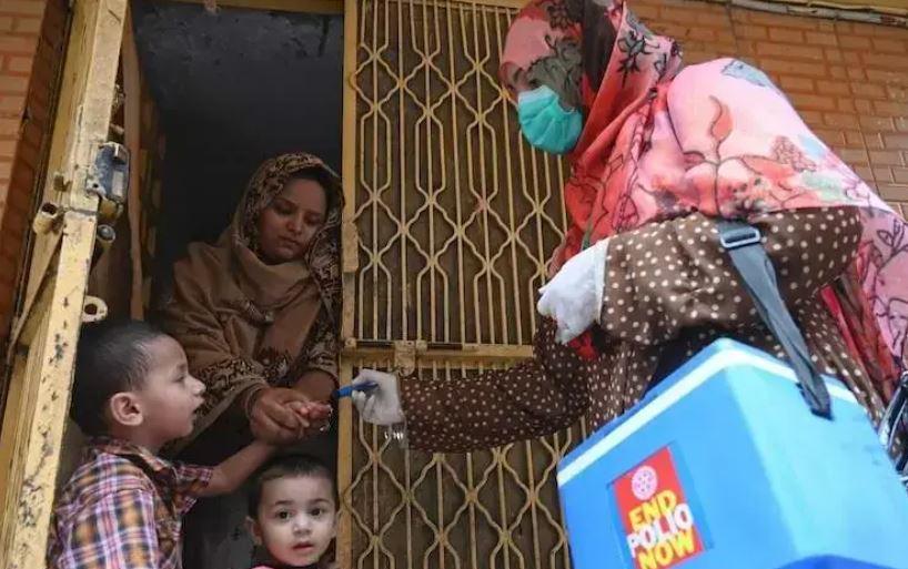 Polio frontline workers get 28pc stipend increase