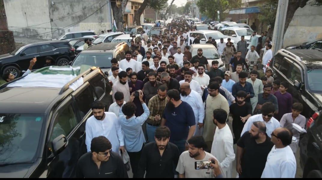 گوجرانوالہ:ریاست کے تحفظ کے لیے شہری سڑکوں پر نکل آئے