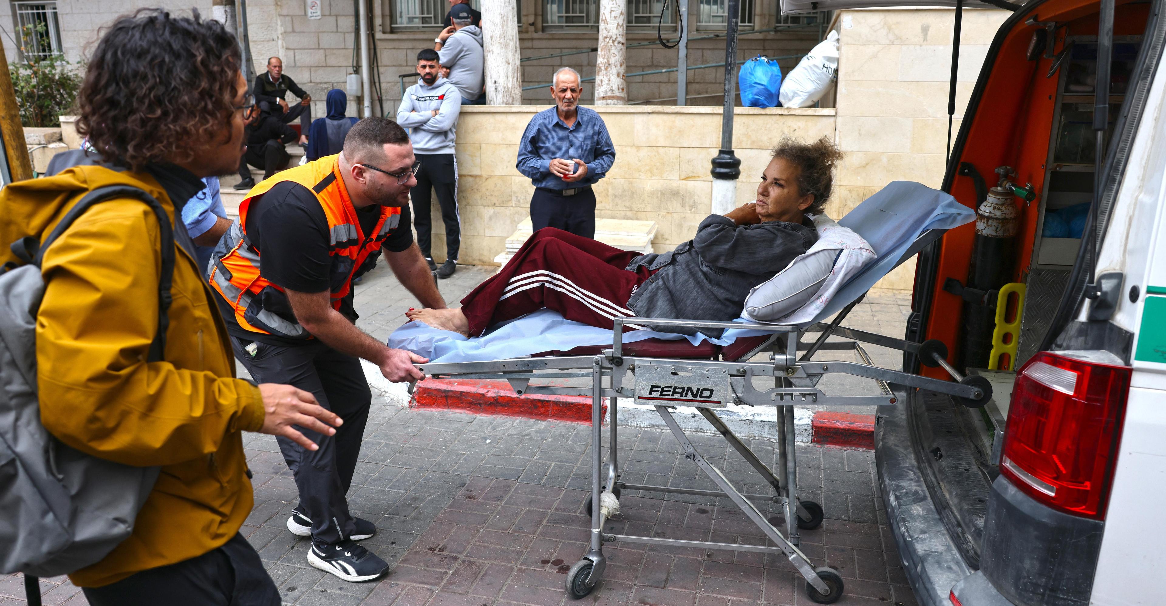 West Bank settlers brutally attack a Washington Post journalist