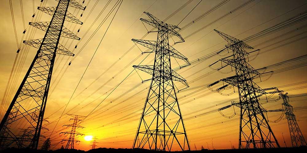 Pakistanis to face power shock followed by petrol bomb