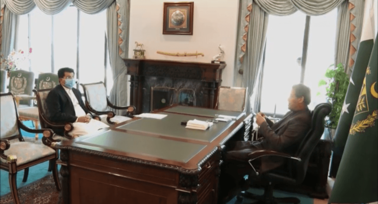 وزیر اعظم سے چیئرمین سینیٹ کی ملاقات، بلوچستان کی مجموعی سیاسی صورت حال پر تبادلہ خیال