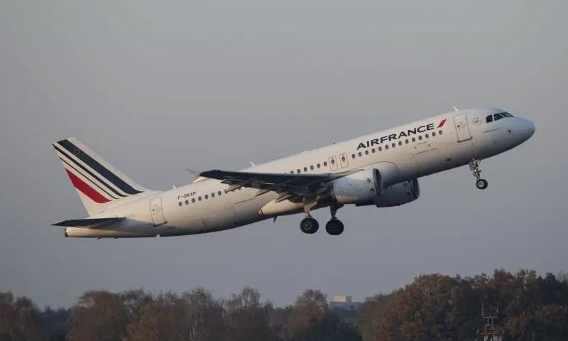 ایئر فرانس نے یوکرین کیلئے پروازیں منسوخ کردیں