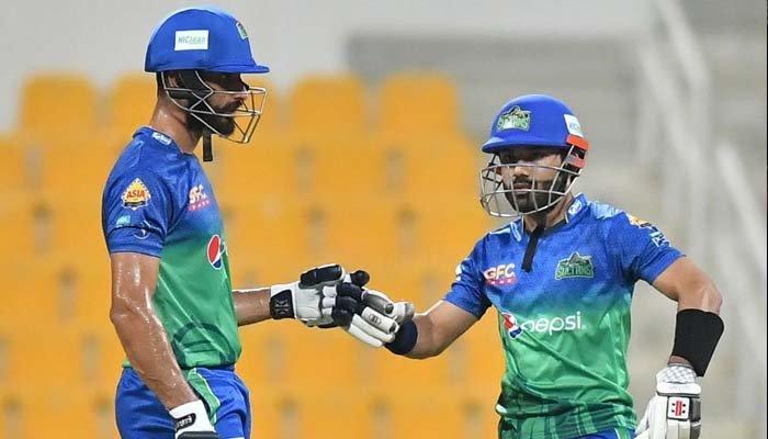 پی ایس ایل 7:ملتان سلطانز  کا لاہور قلندرز کو جیت کے لیے 164کاہدف