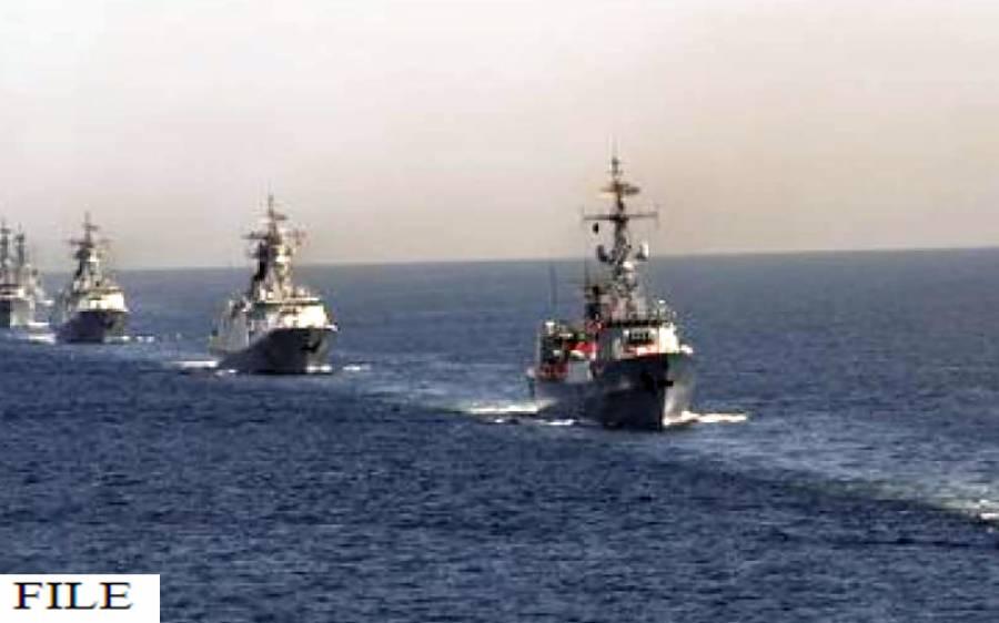 روس کی بحری افواج نے بھی یوکرین پر حملہ کر دیا