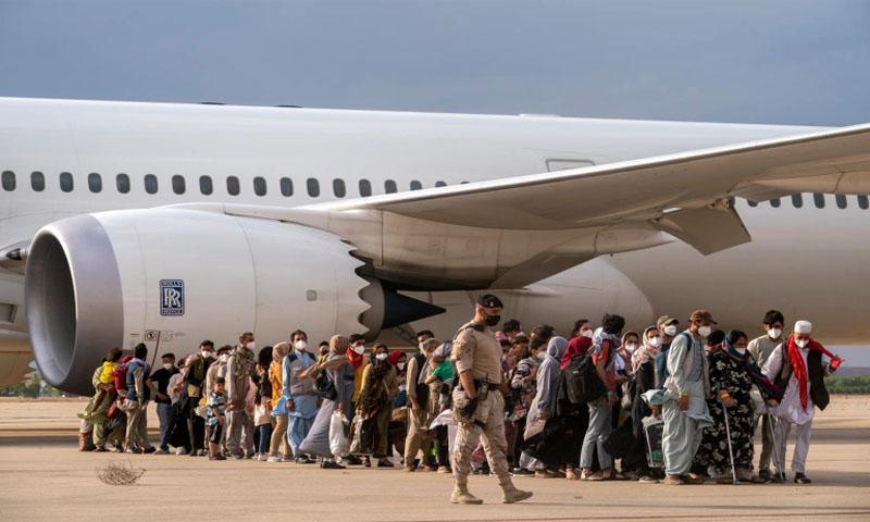 31 اگست کے بعد بھی افغانستان چھوڑنے کی اجازت ہوگی ، طالبان
