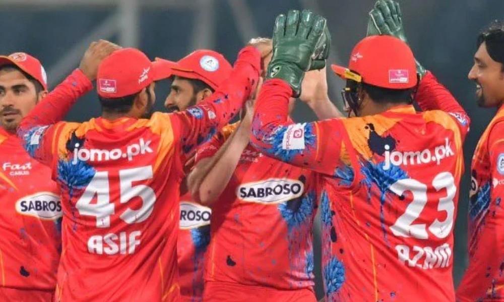 Islamabad United beat Peshawar Zalmi, qualify for PSL semi-final