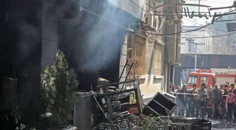 Eleven killed as fire rips through Syria shopping mall