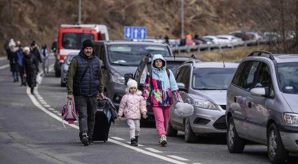 War in Ukraine to enhance Covid transmission among displaced people: WHO