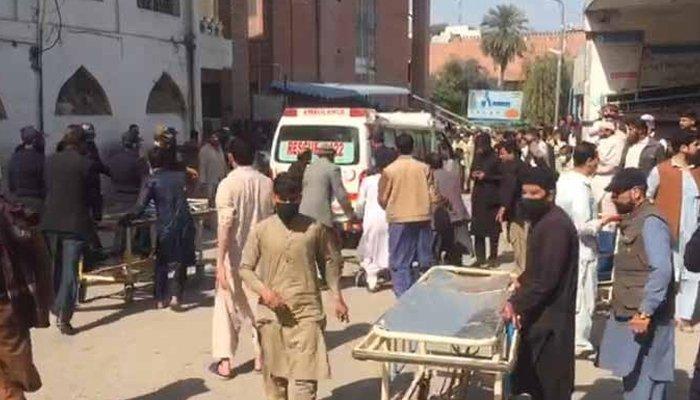 Deadly blast rocks Peshawar mosque, scores killed