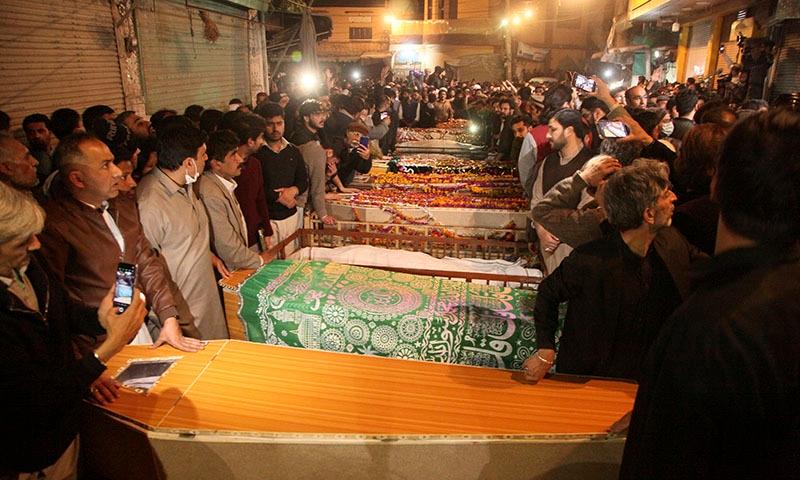 Death toll rises to 62 in Peshawar mosque blast 