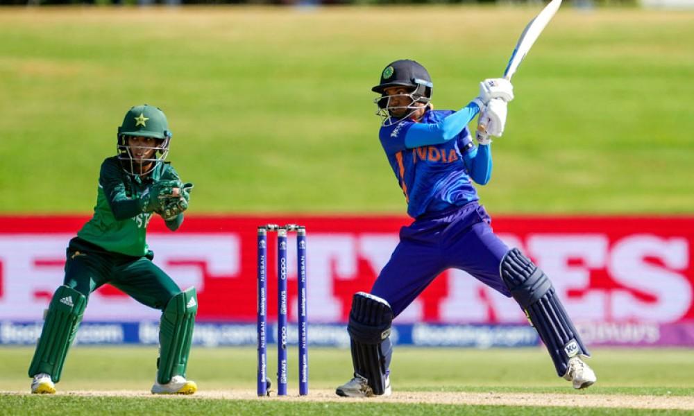 India Women team defeats Pakistan in opening World Cup game