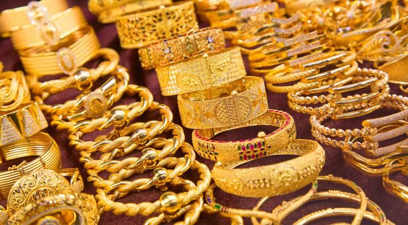 Gold price sharply increases in Pakistan