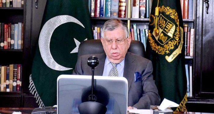 Shaukat Tarin says Pakistan to exceed revenue target in current fiscal year