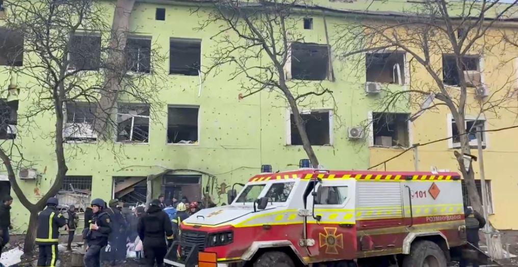 Russia bombed children's hospital in besieged Mariupo, Ukraine alleges