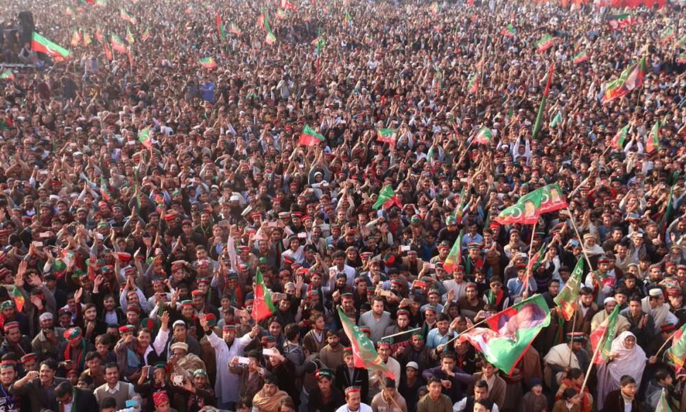 PTI decides to hold power show at D-Chowk