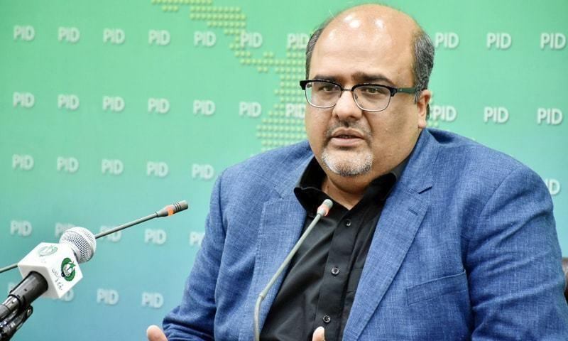 ن لیگ کا دعویٰ غلط ثابت، شہزاد اکبر نجی ٹی وی چینل کے آفس پہنچ گئے