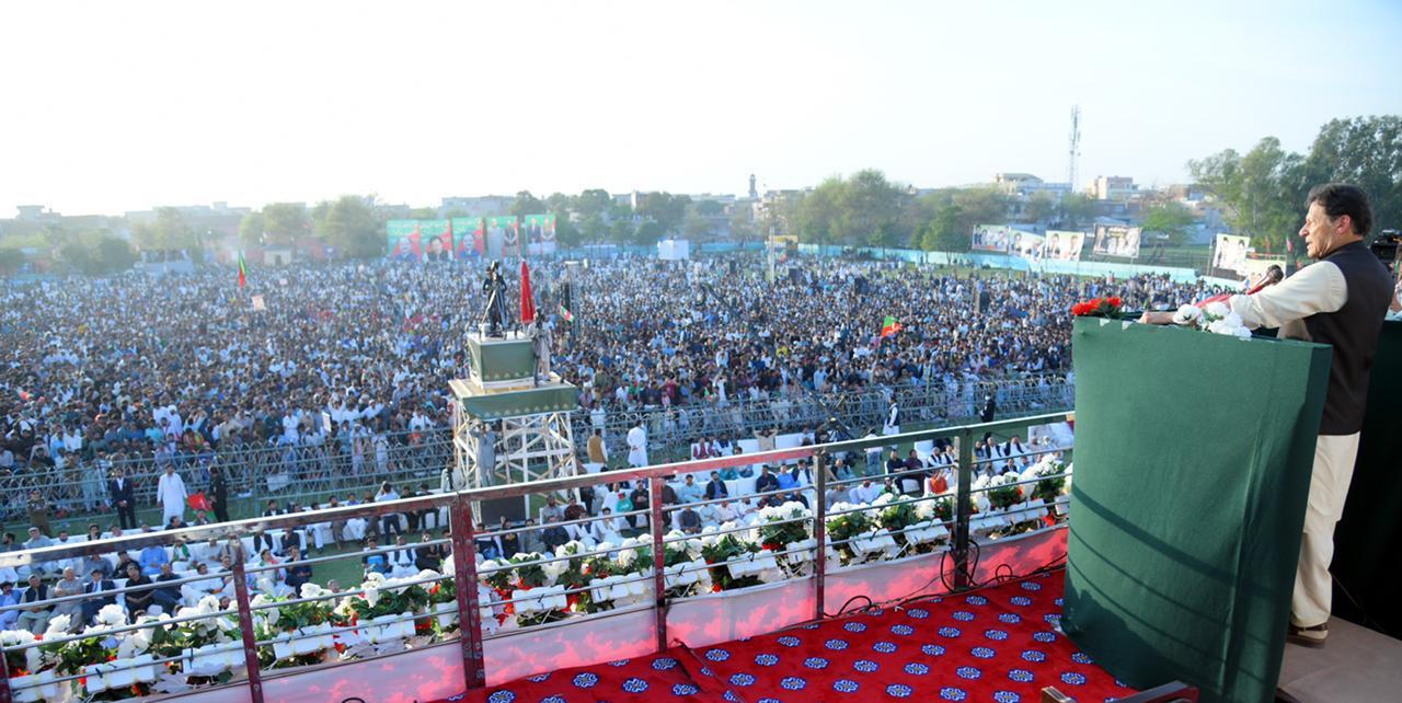 ‘ تین چوہے شکارکرنے نکلے ہیں وہ خود شکار ہوجائیں گے ‘